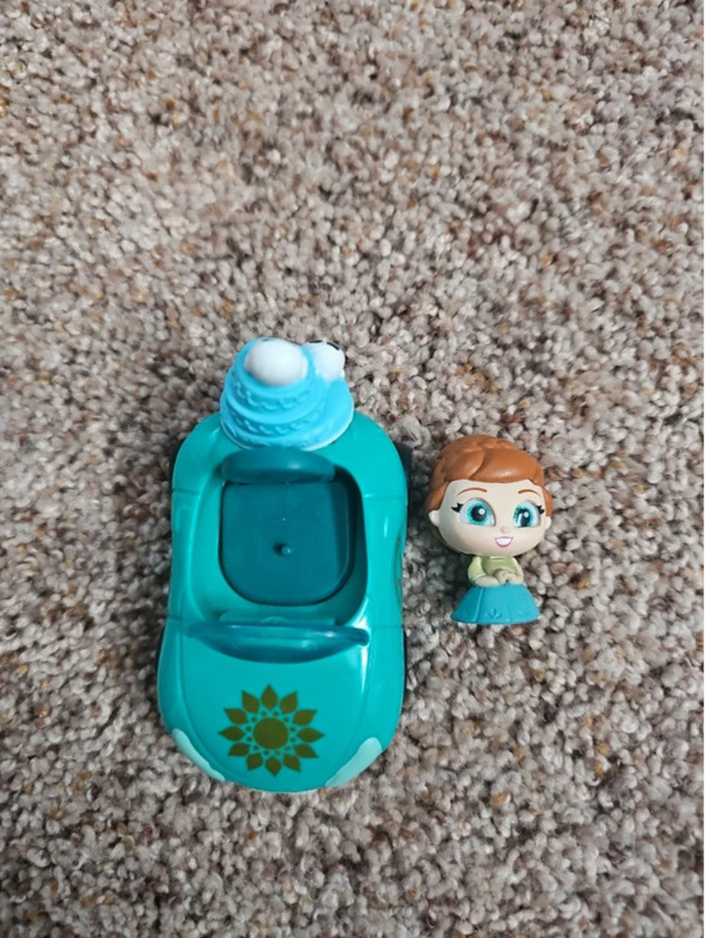 Anna Frozen Disney Doorables Let's Go Cars